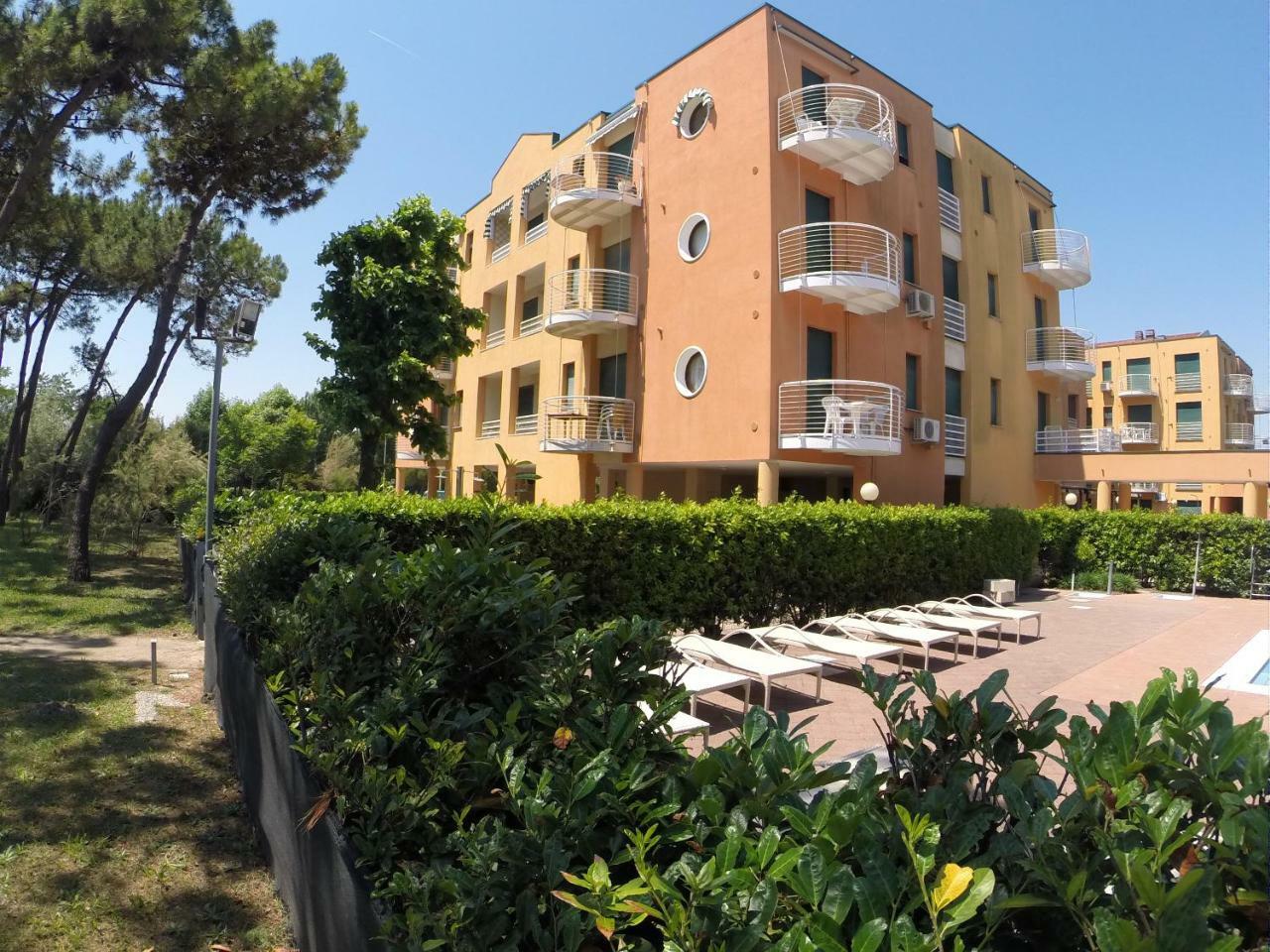 קוואלינו-טראפורטי Corallo Apartments מראה חיצוני תמונה